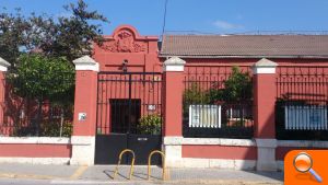 El Ayuntamiento de Alberic exige en bloque la reforma del colegio El Convent 